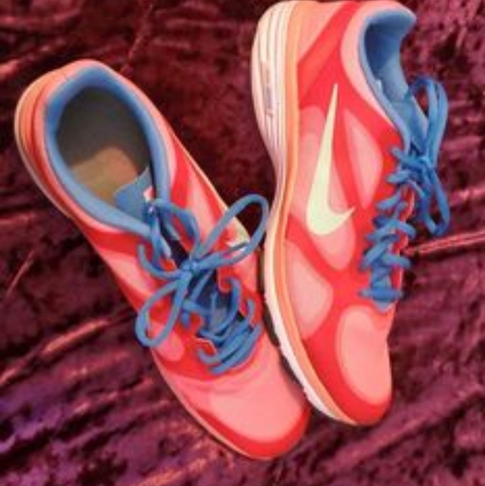 Dual Action Nike 11 multi color